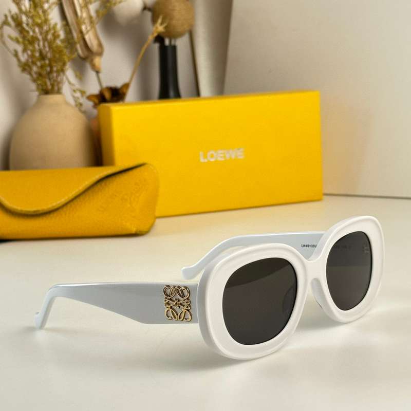 Picture of Loewe Sunglasses _SKUfw51926303fw